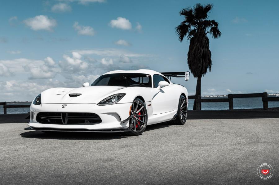  Dodge Viper ACR on Vossen Wheels (VPS-310) 2018 года  (фото 7 из 19)